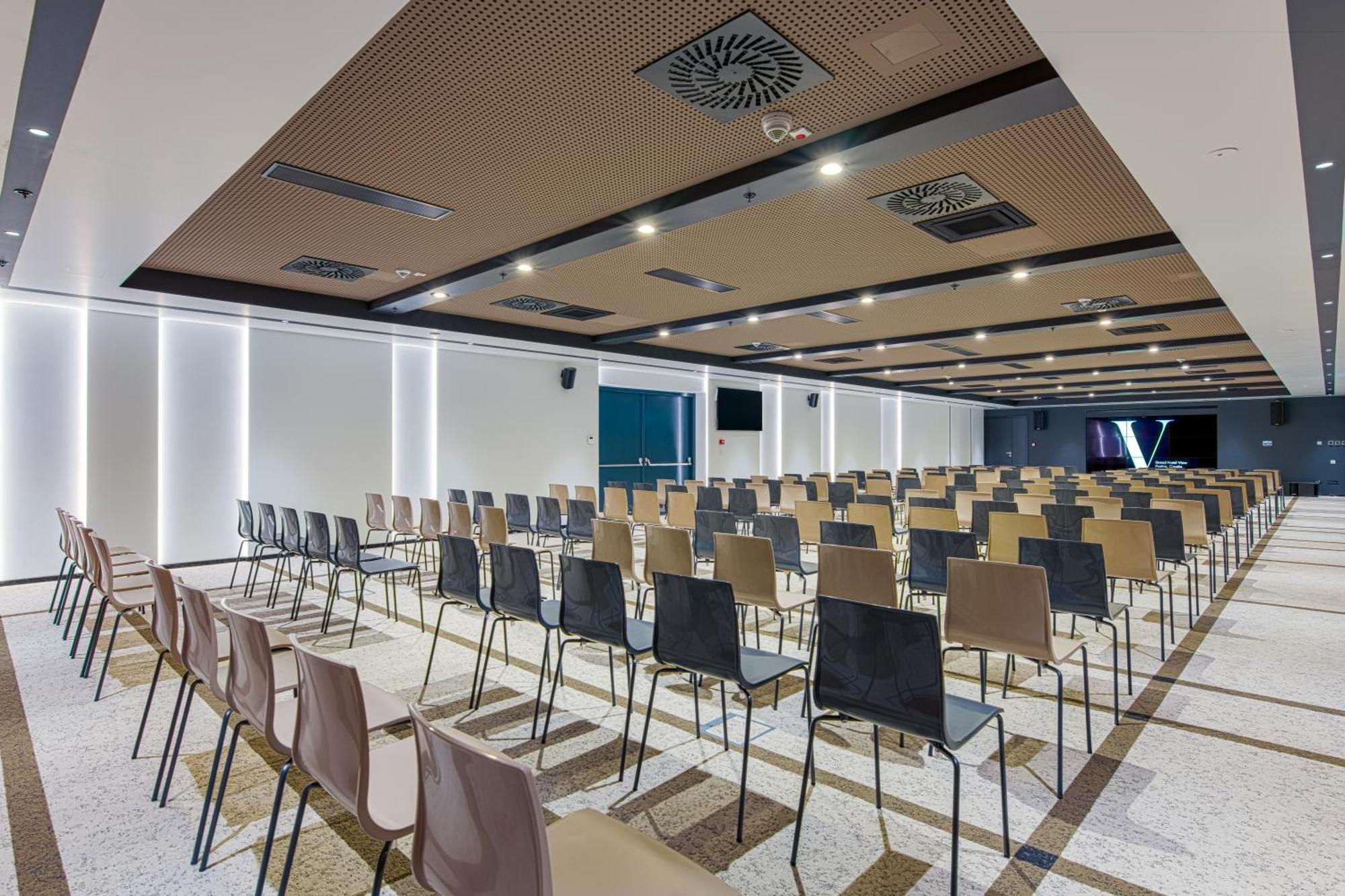 פוסטיר Grand Hotel View מראה חיצוני תמונה