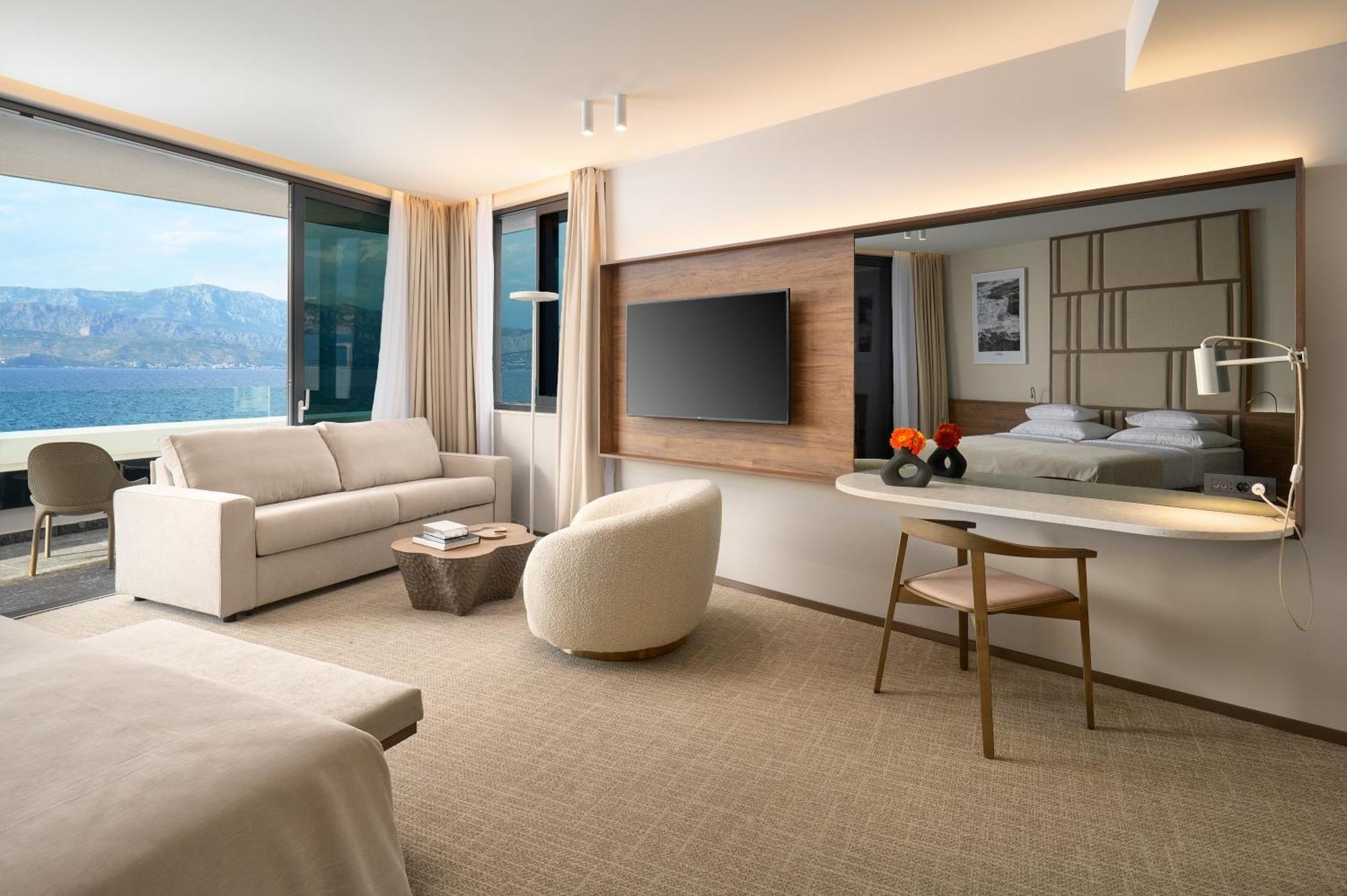 פוסטיר Grand Hotel View מראה חיצוני תמונה