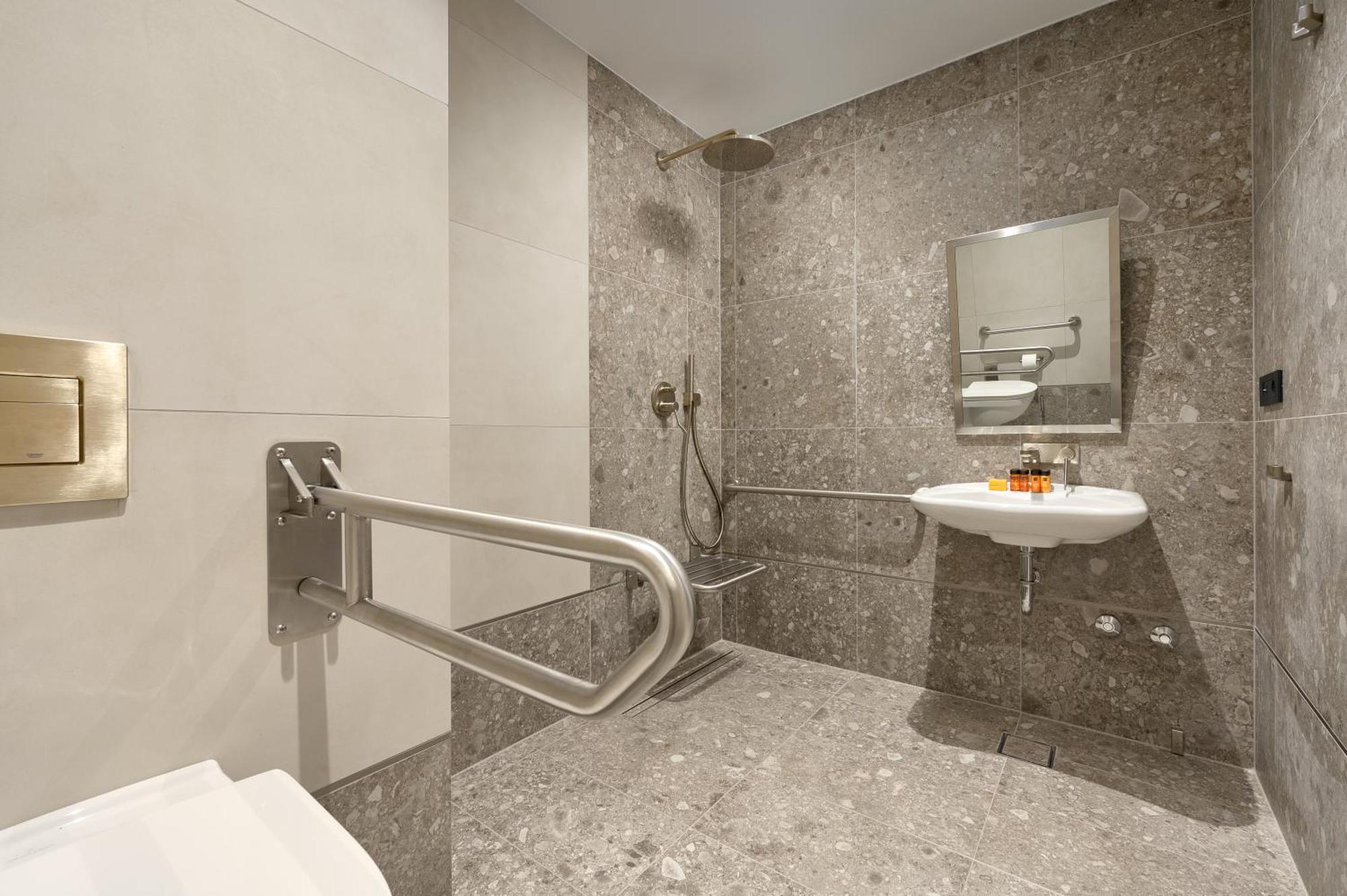 פוסטיר Grand Hotel View מראה חיצוני תמונה